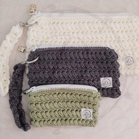 Crochet Zipper Pouch